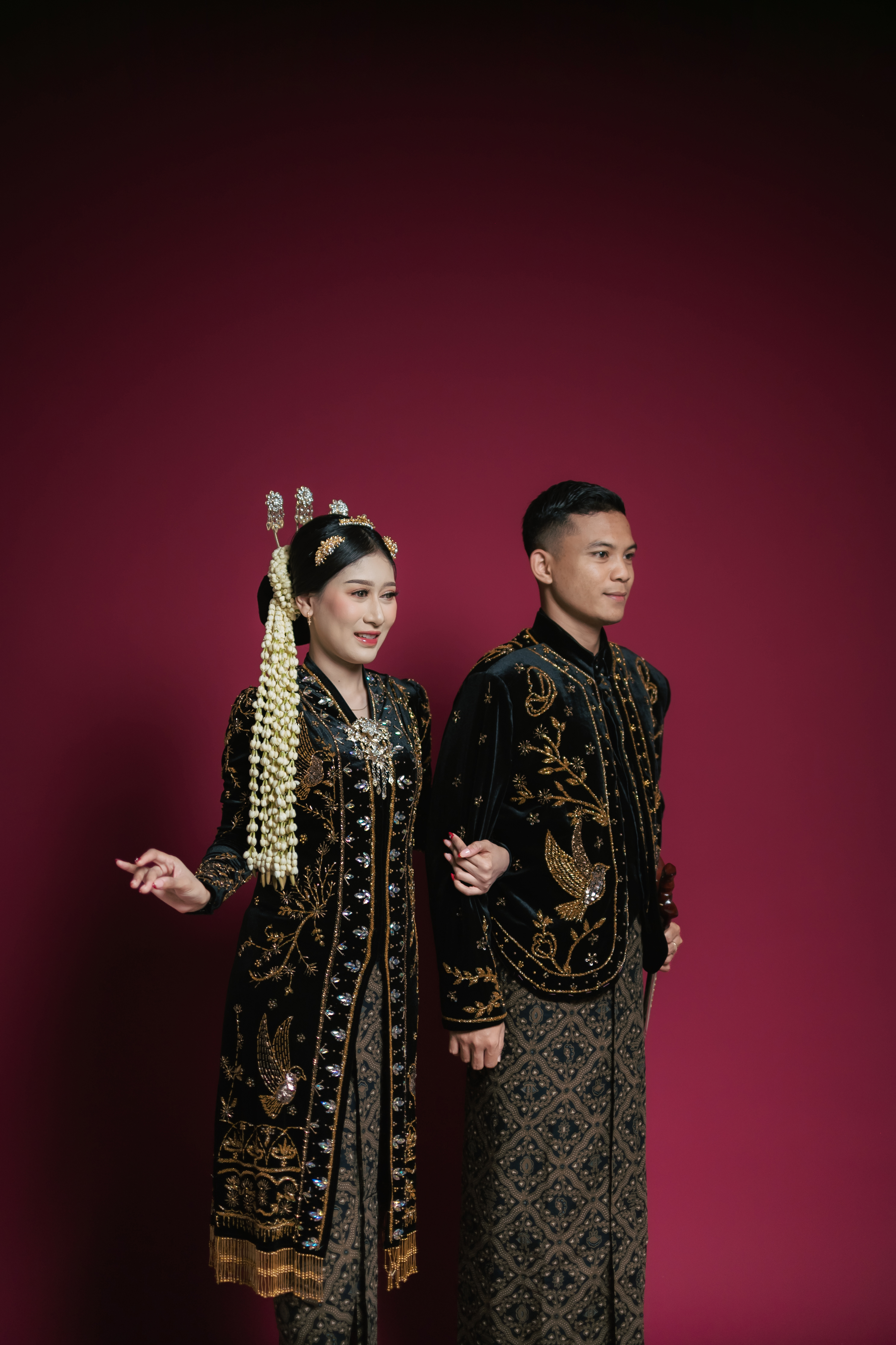 Doria & Marselinus - Javanese Royal Standing
